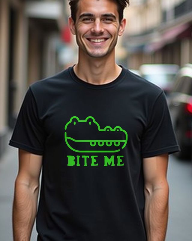 Bite Me - Green Crocodile Line Art Sassy Saying – T-Shirt
