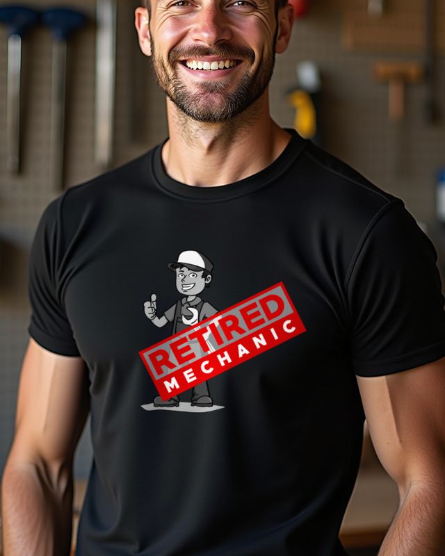 Mechaniker im Ruhestand - Lustiges Rente Geschenk – T-Shirt